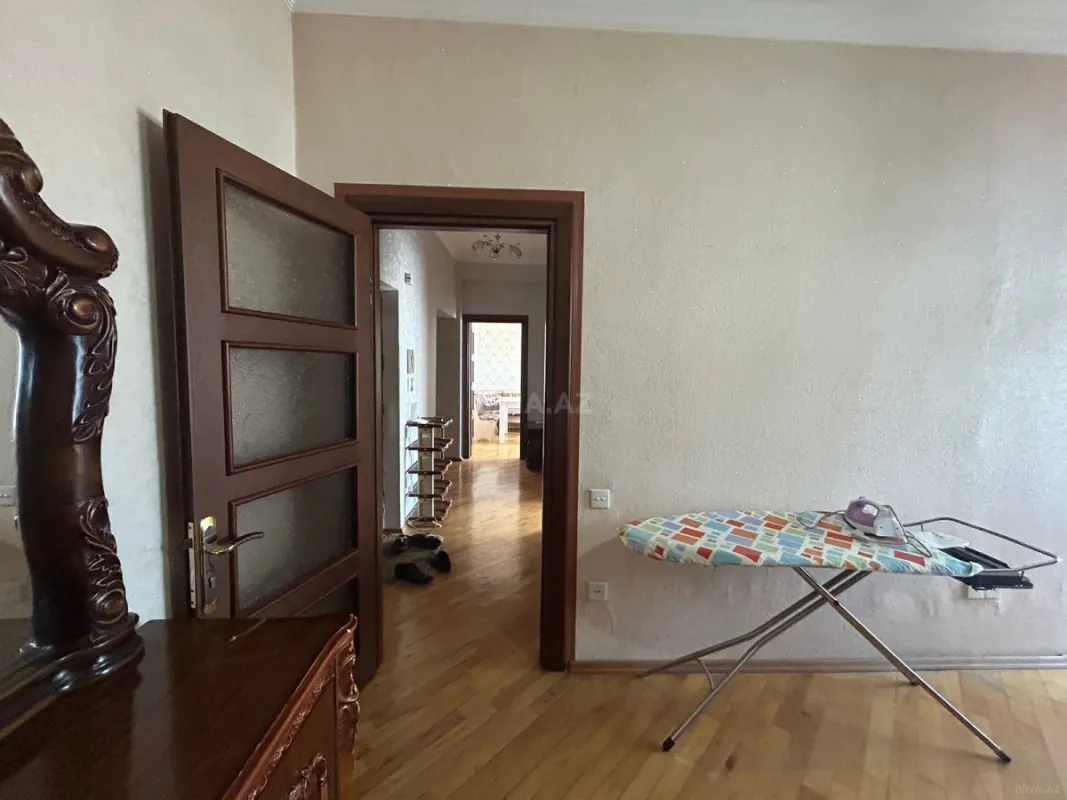 Kirayə verilir 2 otaqlı mənzil 80 m²