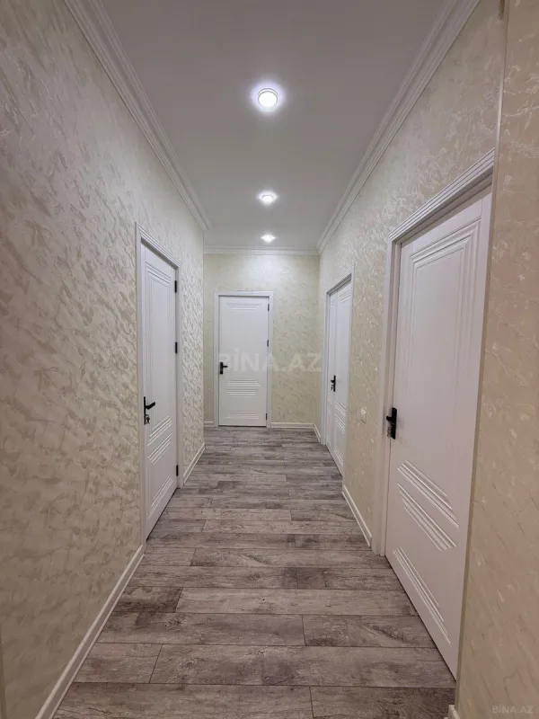 Satılır 3 otaqlı mənzil 105 m²