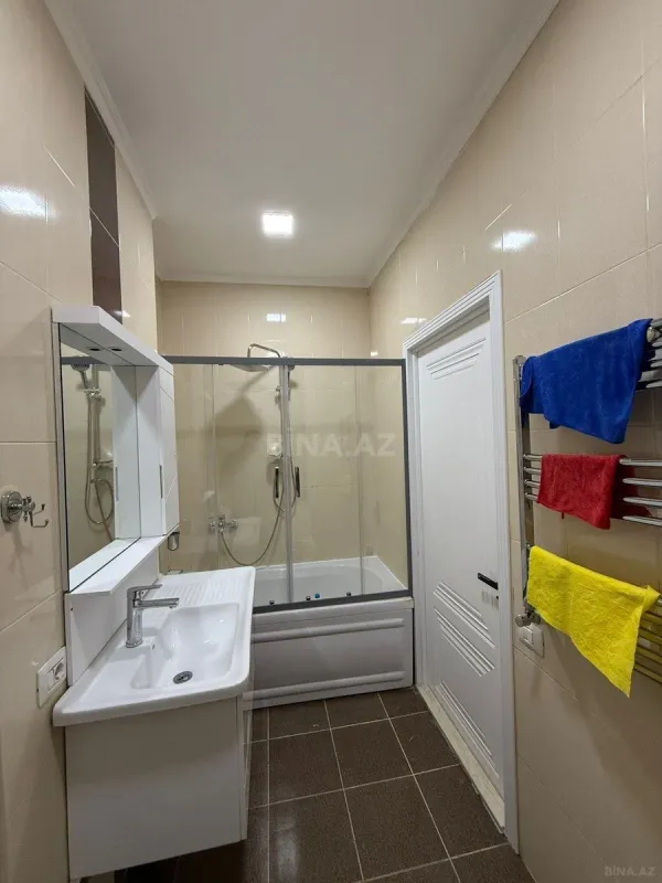 Satılır 3 otaqlı mənzil 105 m²