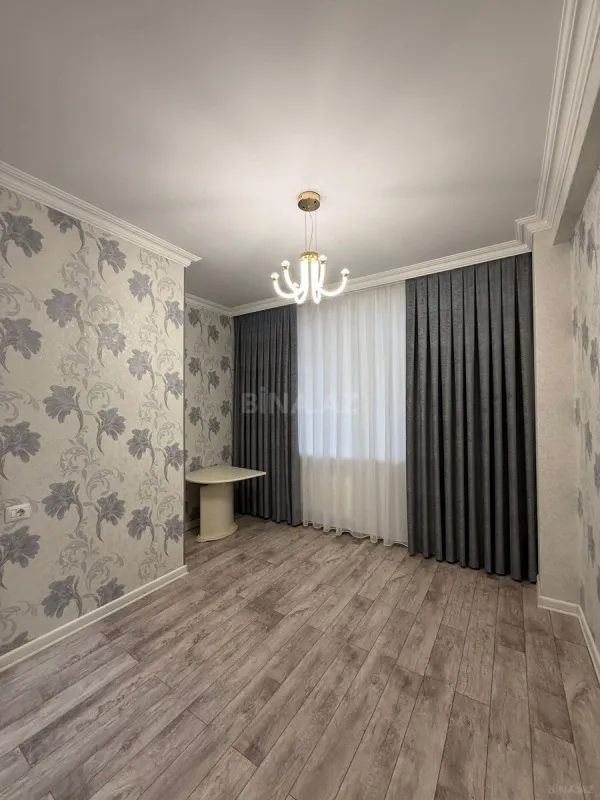Satılır 3 otaqlı mənzil 105 m²