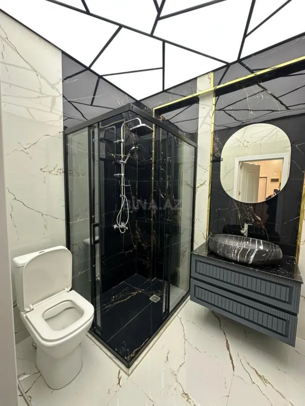 Satılır 3 otaqlı mənzil 130 m²