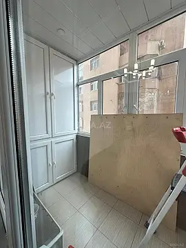 Satılır 3 otaqlı mənzil 130 m²