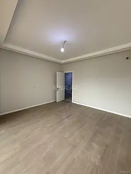 Satılır 4 otaqlı mənzil 107.7 m²