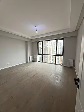 Satılır 4 otaqlı mənzil 107.7 m²