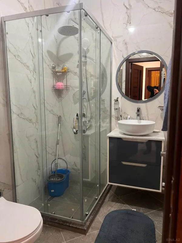 Kirayə verilir 2 otaqlı mənzil 75 m²