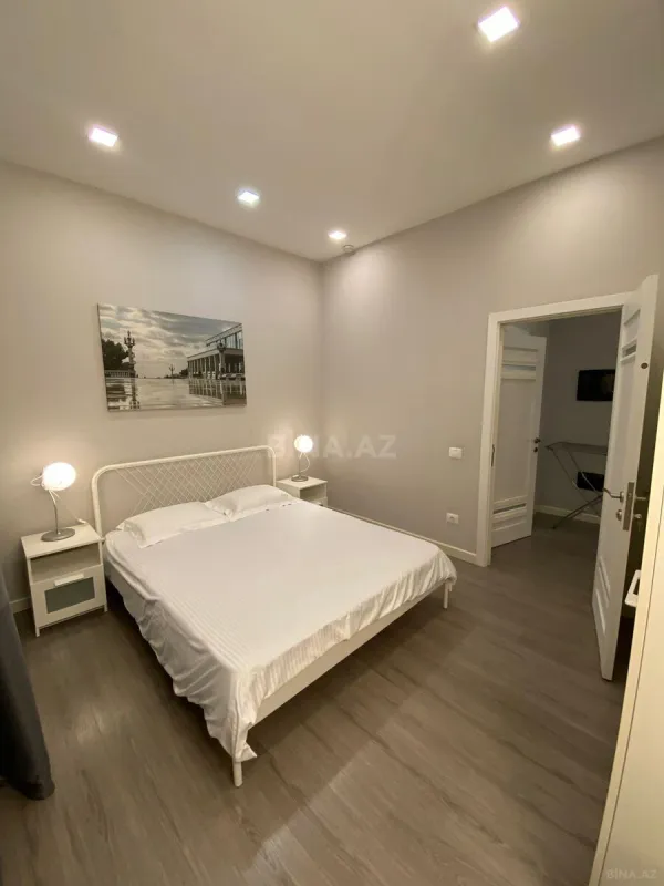 Kirayə verilir 2 otaqlı mənzil 60 m²