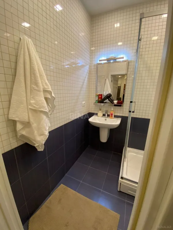 Kirayə verilir 2 otaqlı mənzil 60 m²