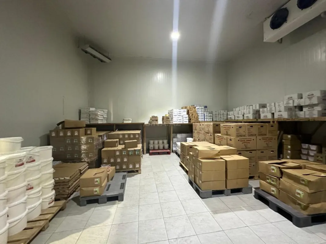 Kirayə verilir obyekt 650 m²