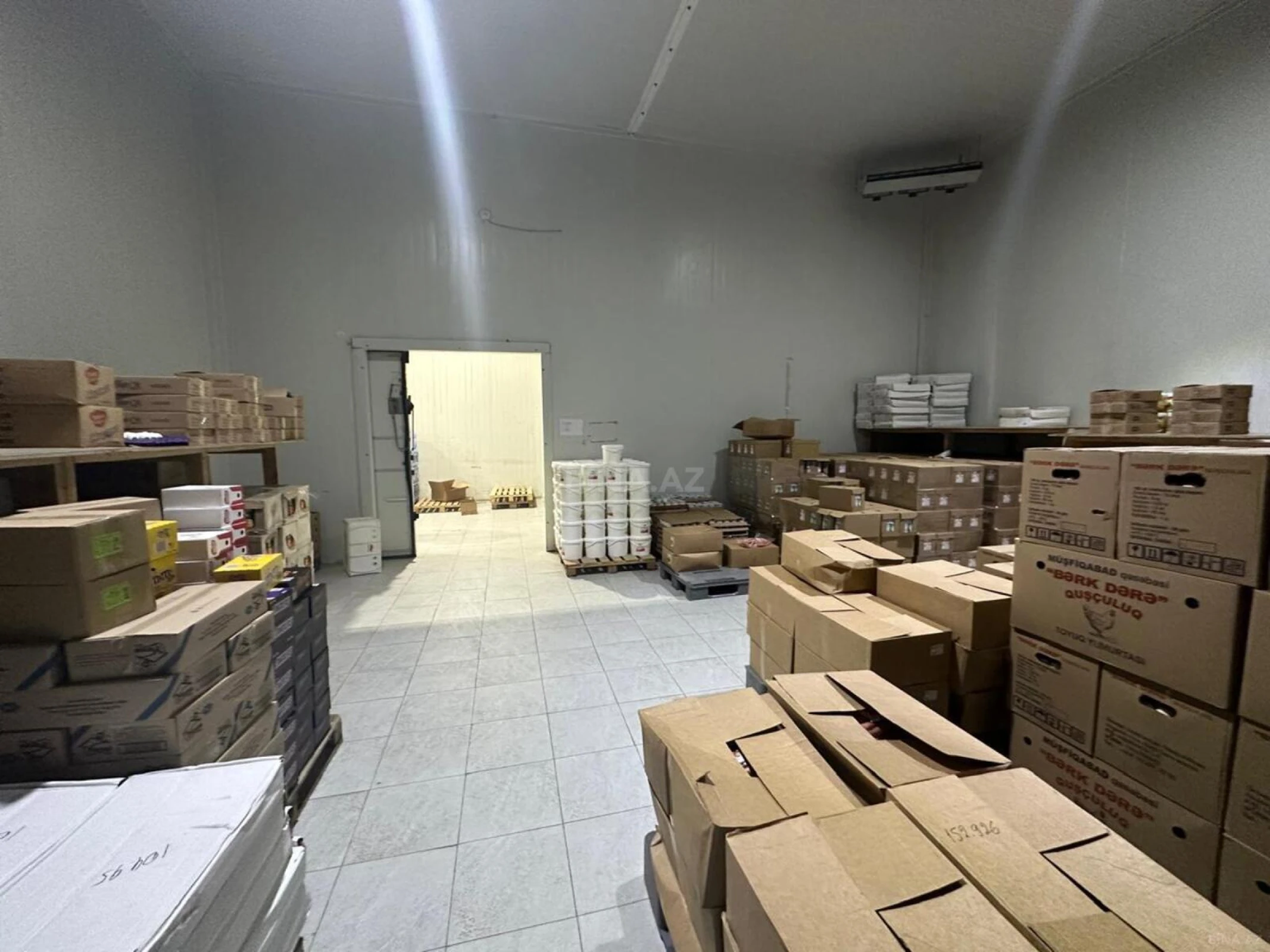 Kirayə verilir obyekt 650 m²