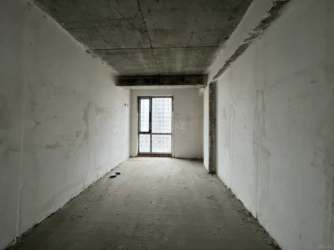 Satılır 4 otaqlı mənzil 146.3 m²