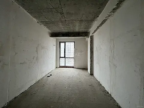 Satılır 4 otaqlı mənzil 146.3 m²