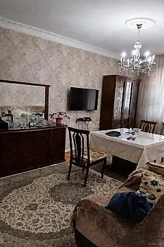 Satılır 3 otaqlı mənzil 80 m² — Bakı, Həzi Aslanov qəs. 3 otaq 80.00 m²