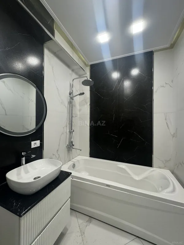 Satılır 2 otaqlı mənzil 79 m²
