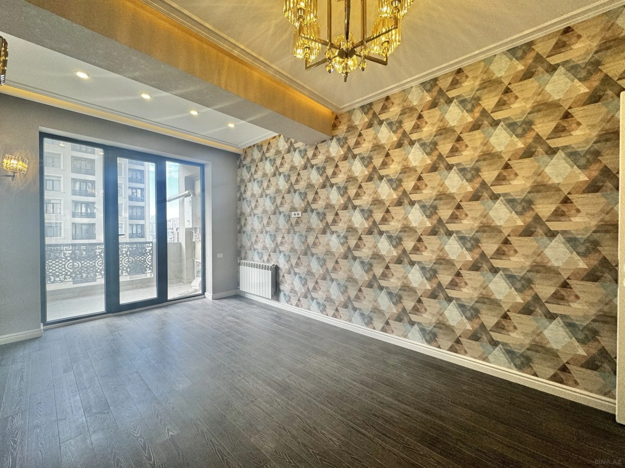 Satılır 2 otaqlı mənzil 79 m²