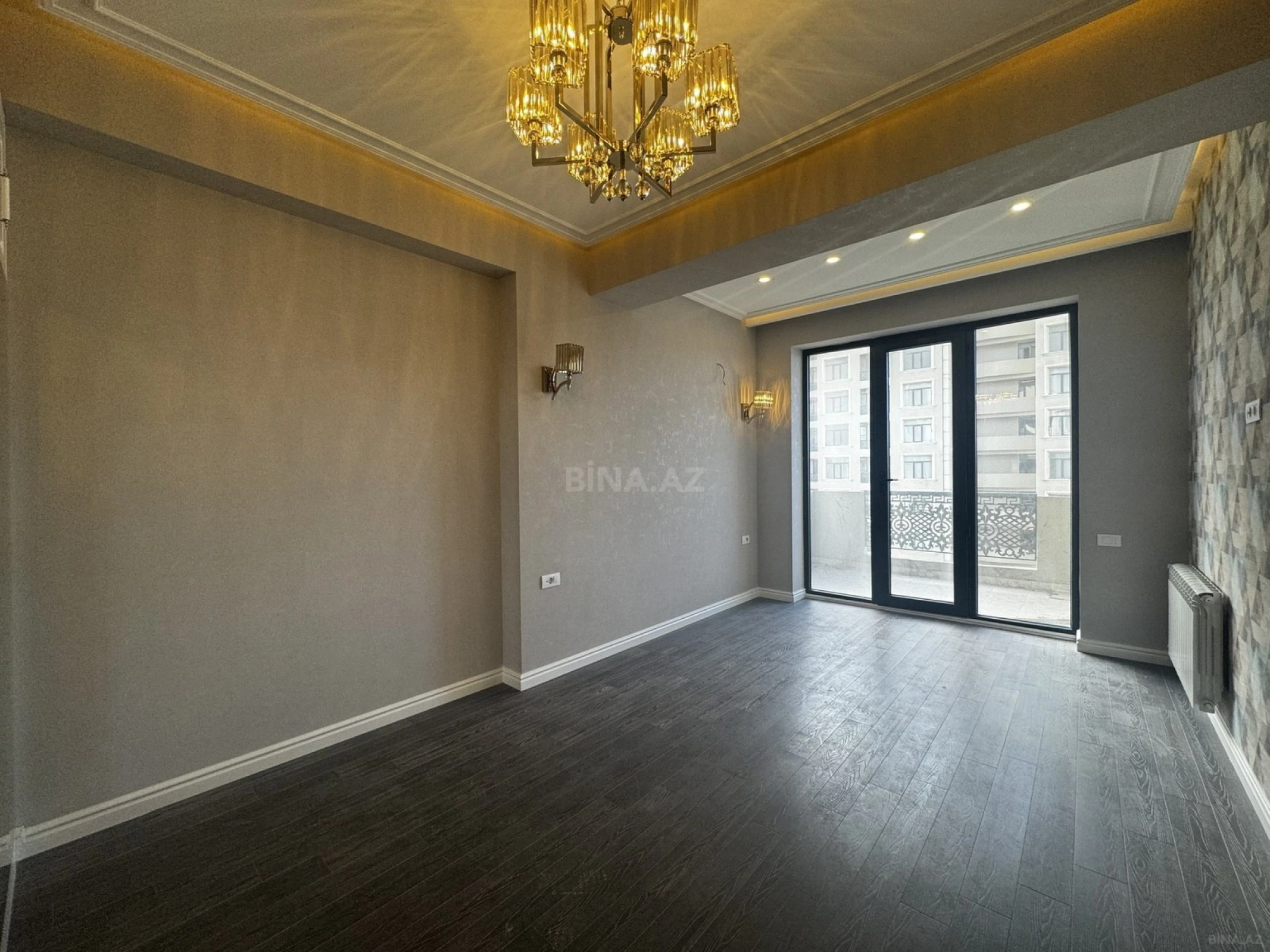 Satılır 2 otaqlı mənzil 79 m²