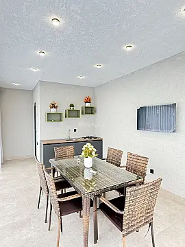 Satılır 4 otaqlı həyət evi 180 m²