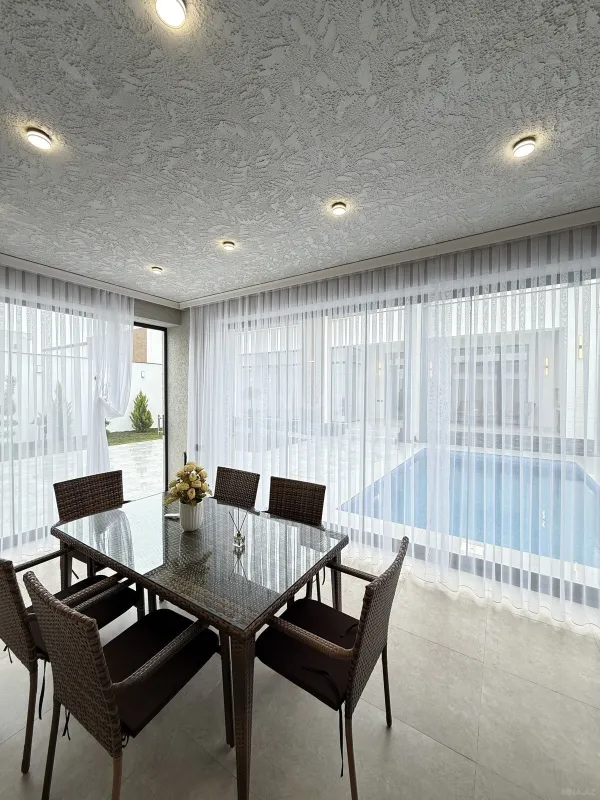 Satılır 4 otaqlı həyət evi 180 m²