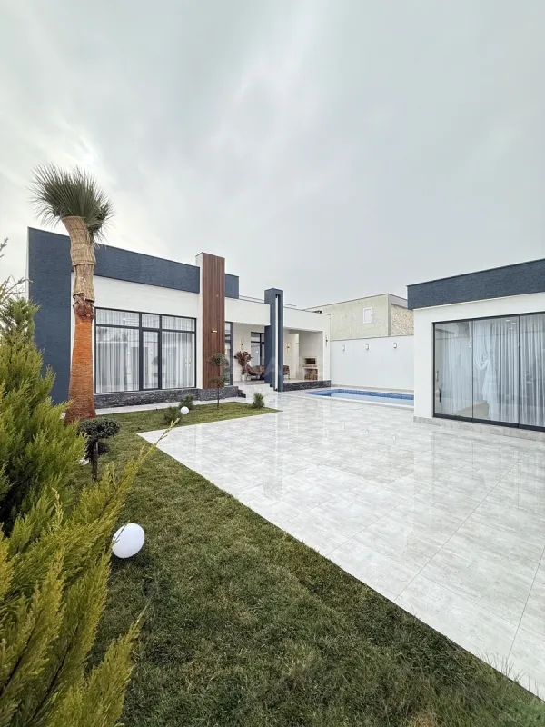 Satılır 4 otaqlı həyət evi 180 m²