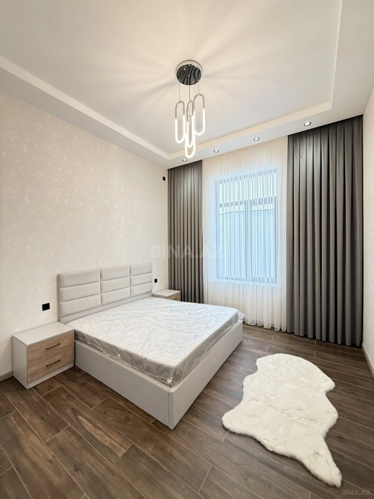 Satılır 4 otaqlı həyət evi 180 m²