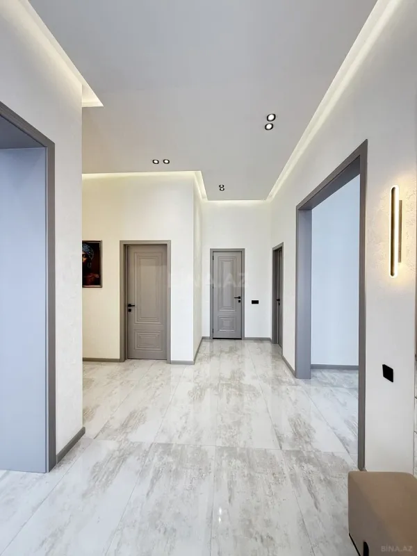 Satılır 4 otaqlı həyət evi 180 m²
