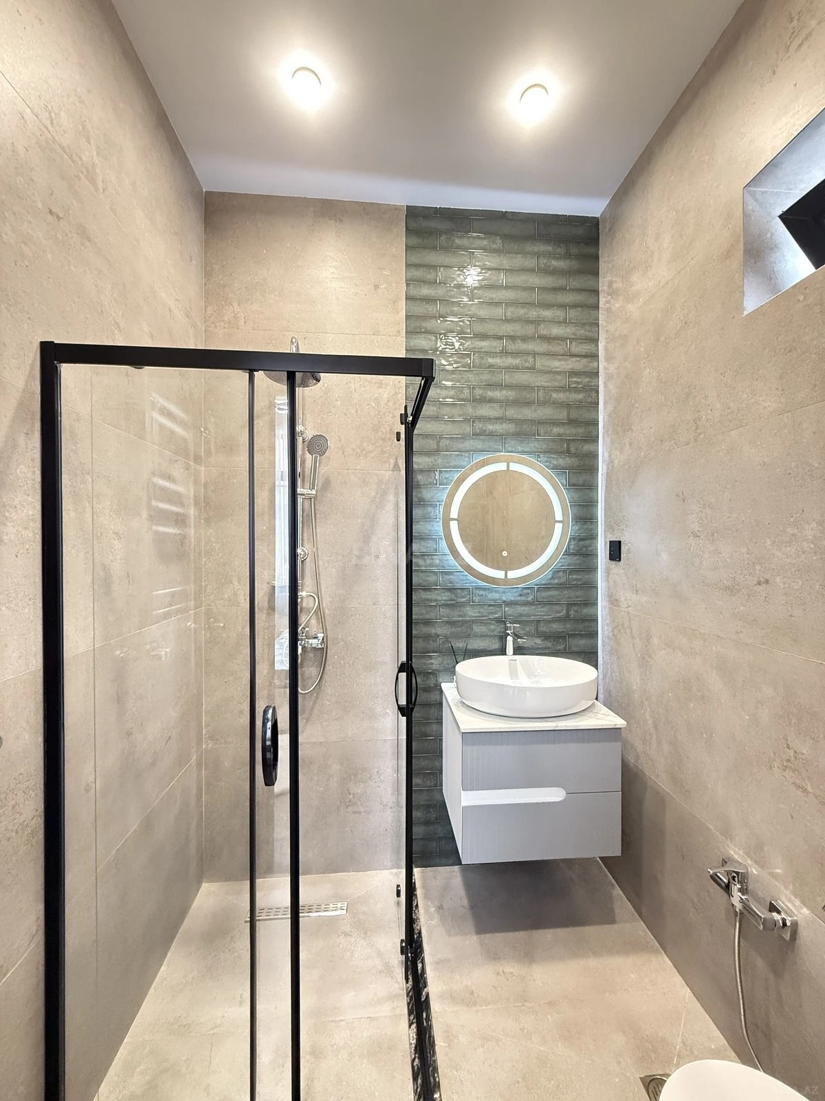 Satılır 4 otaqlı həyət evi 180 m²