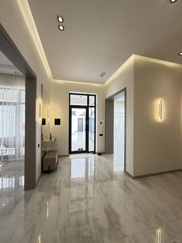 Satılır 4 otaqlı həyət evi 180 m²