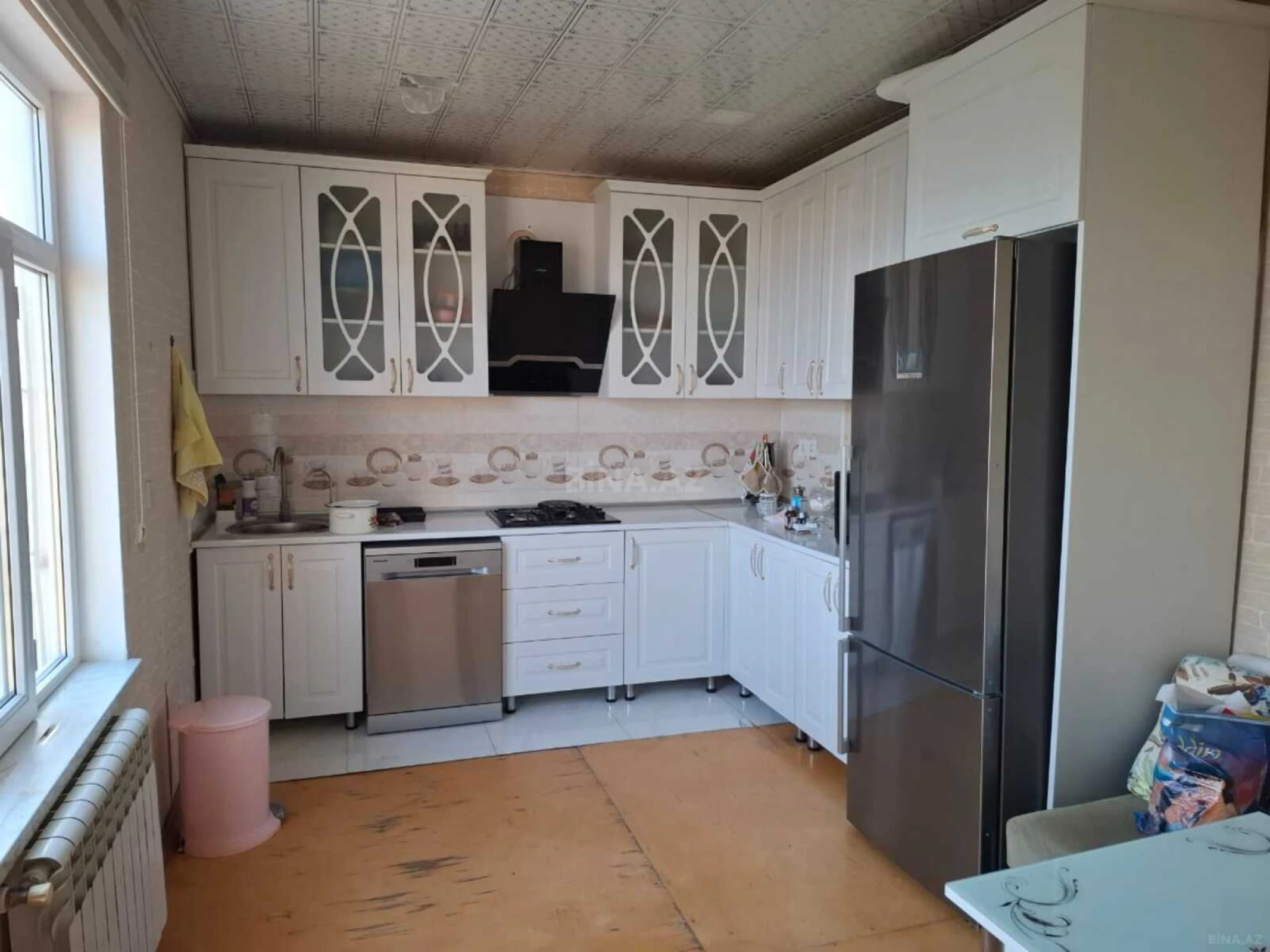 Satılır 7 otaqlı həyət evi 290 m²