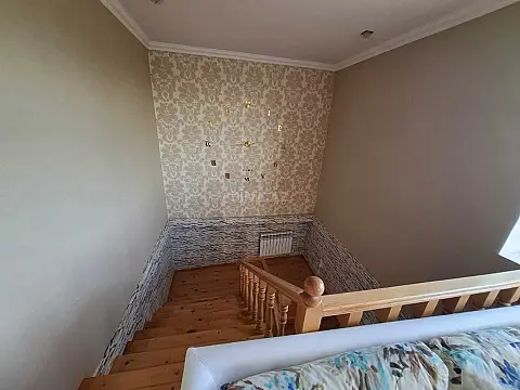 Satılır 7 otaqlı həyət evi 290 m²