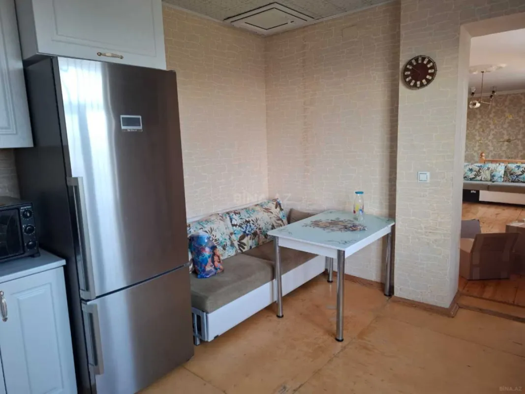 Satılır 7 otaqlı həyət evi 290 m²