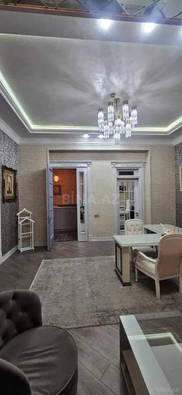 Kirayə verilir 6 otaqlı ofis 300 m²