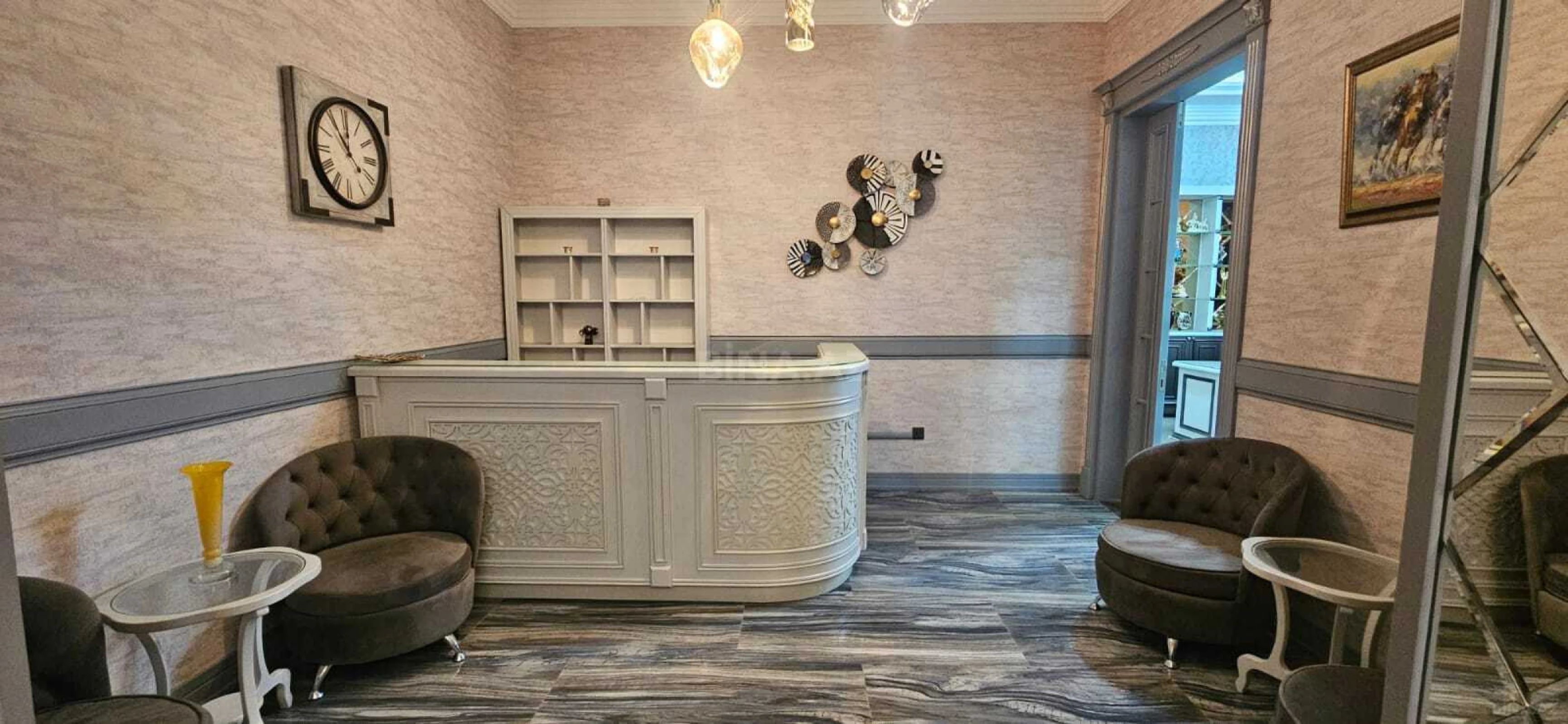 Kirayə verilir 6 otaqlı ofis 300 m²