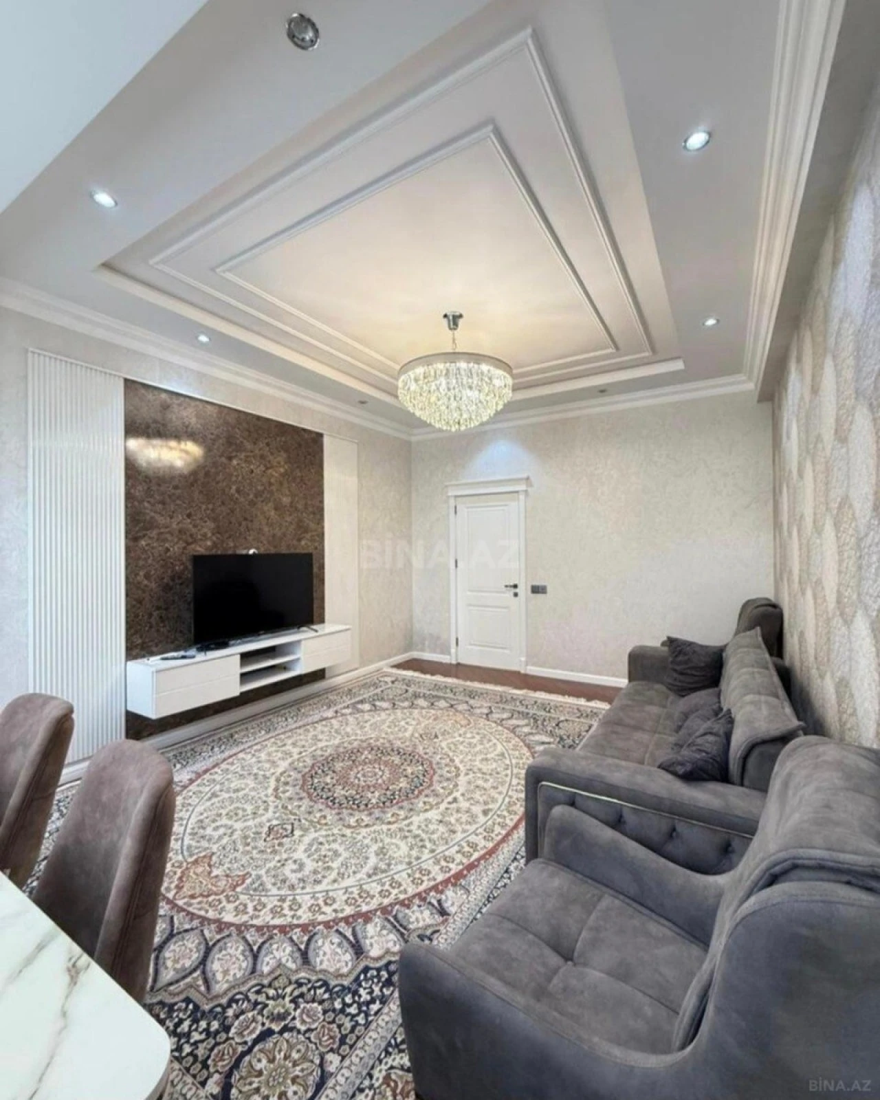 Satılır 3 otaqlı mənzil 120 m²