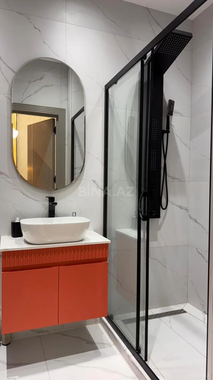 Kirayə verilir 2 otaqlı mənzil 73 m²