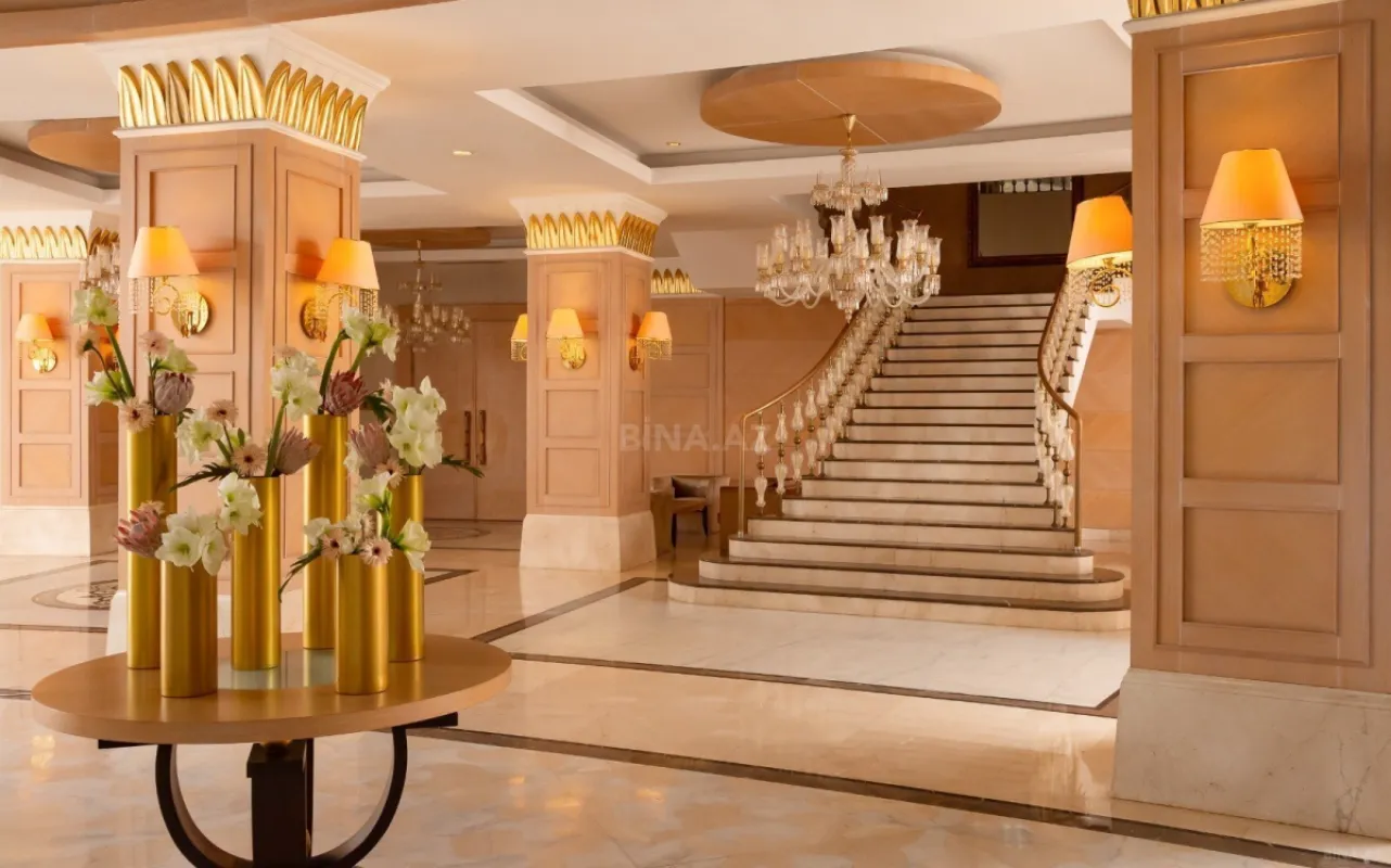 Kirayə verilir 4 otaqlı mənzil 350 m²