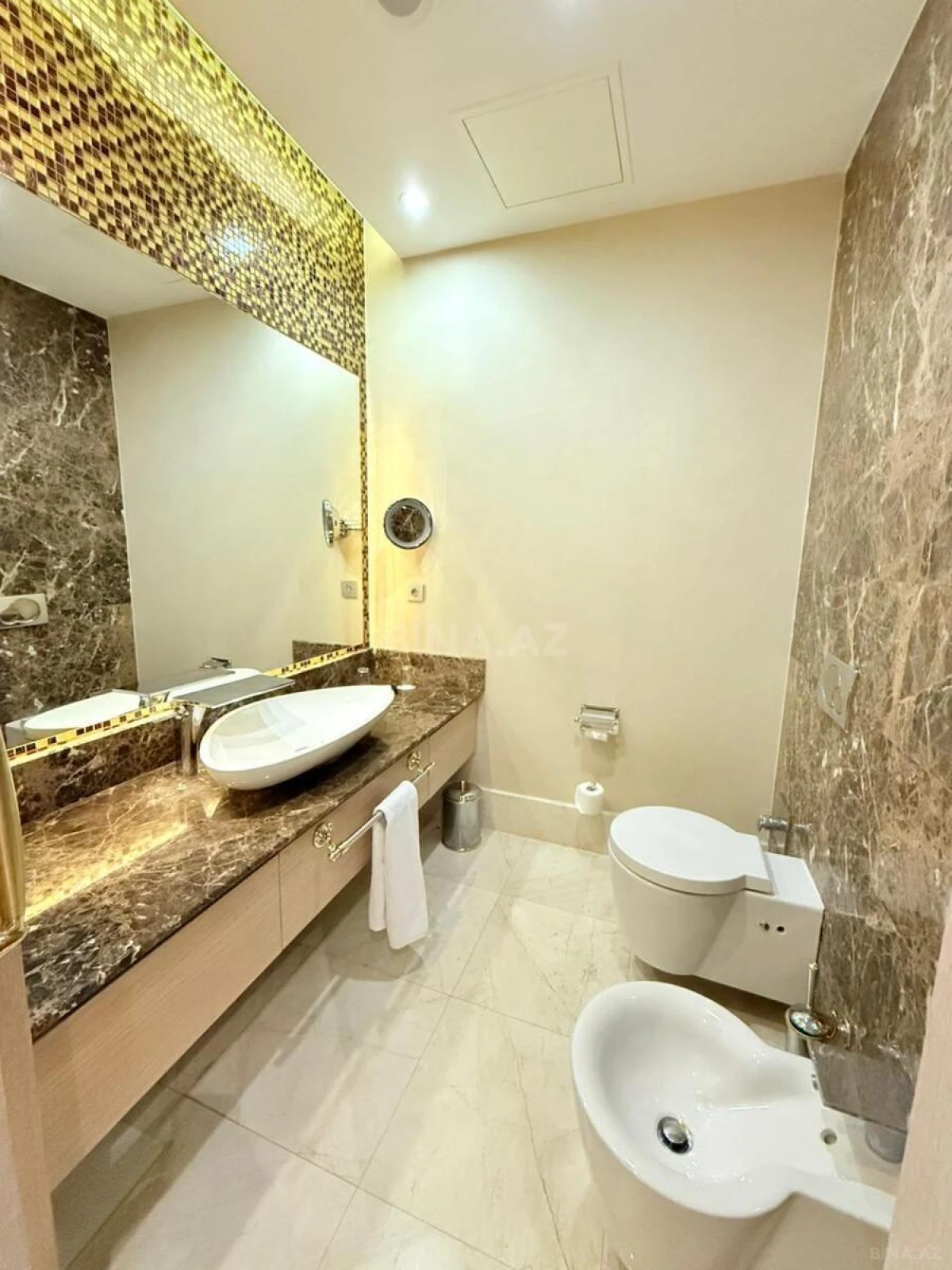 Kirayə verilir 4 otaqlı mənzil 350 m²