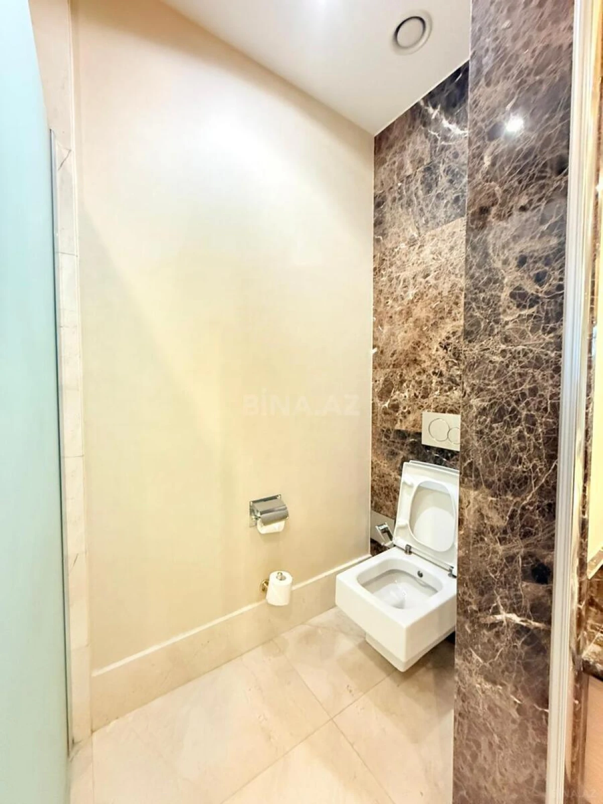 Kirayə verilir 4 otaqlı mənzil 350 m²