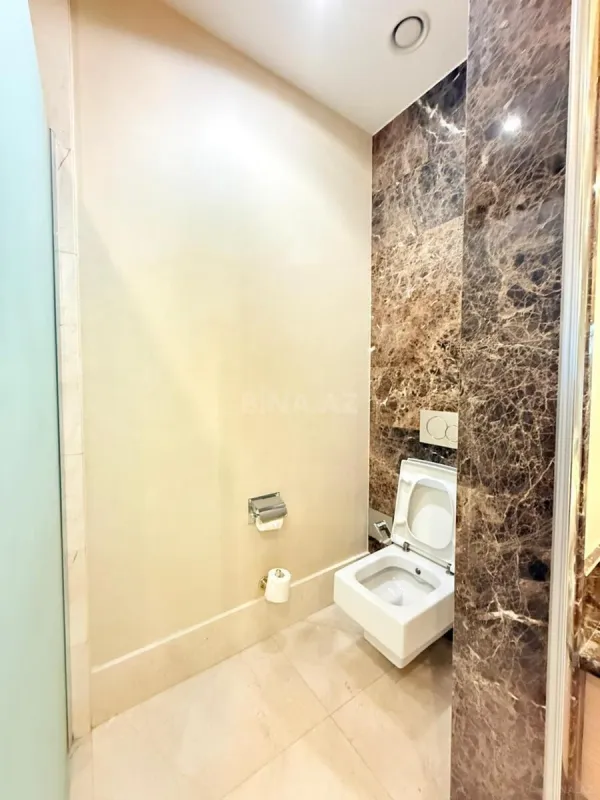 Kirayə verilir 4 otaqlı mənzil 350 m²