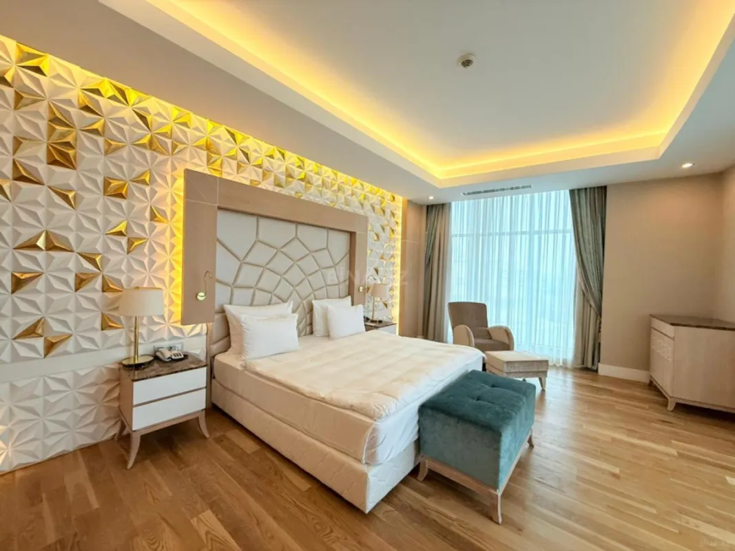 Kirayə verilir 4 otaqlı mənzil 350 m²