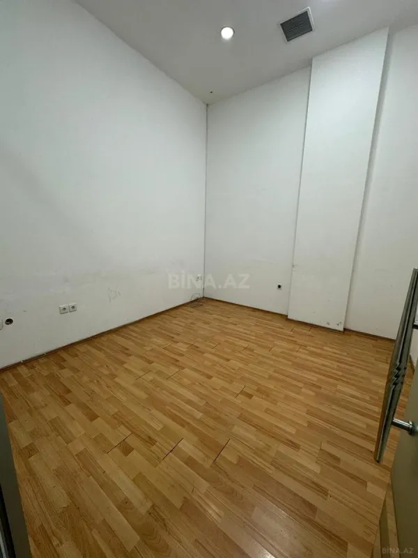 Kirayə verilir 3 otaqlı ofis 93 m²