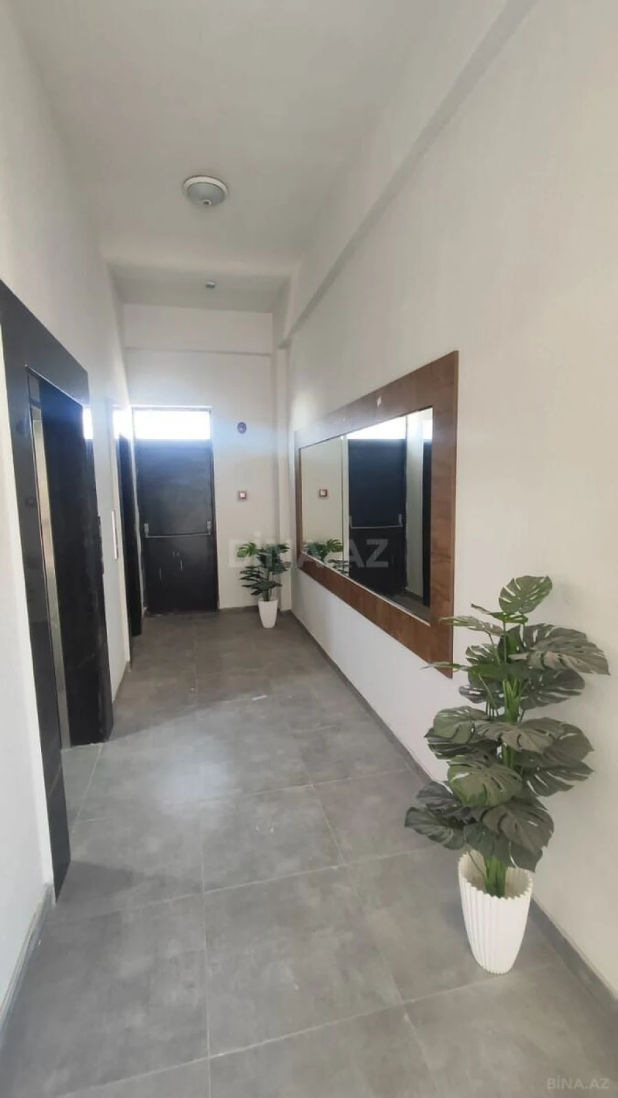 Satılır 2 otaqlı mənzil 85 m²