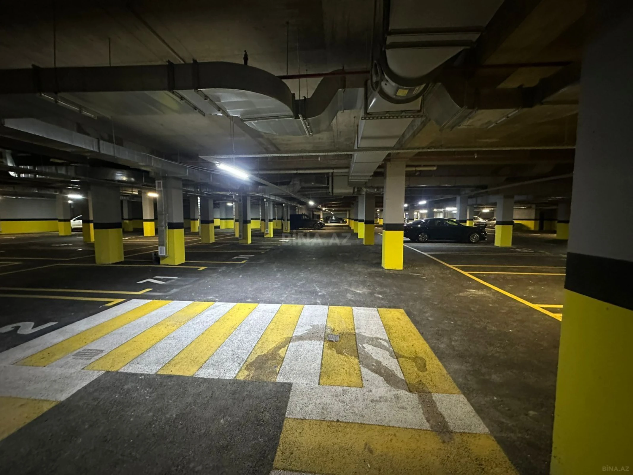 Satılır 2 otaqlı mənzil 85 m²