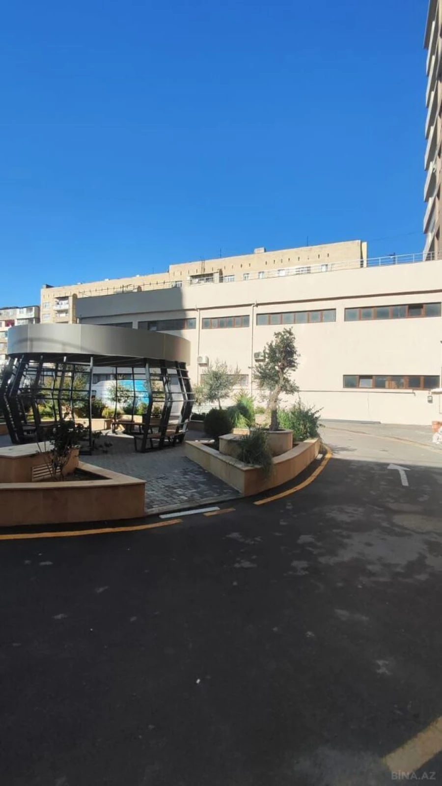 Satılır 2 otaqlı mənzil 85 m²