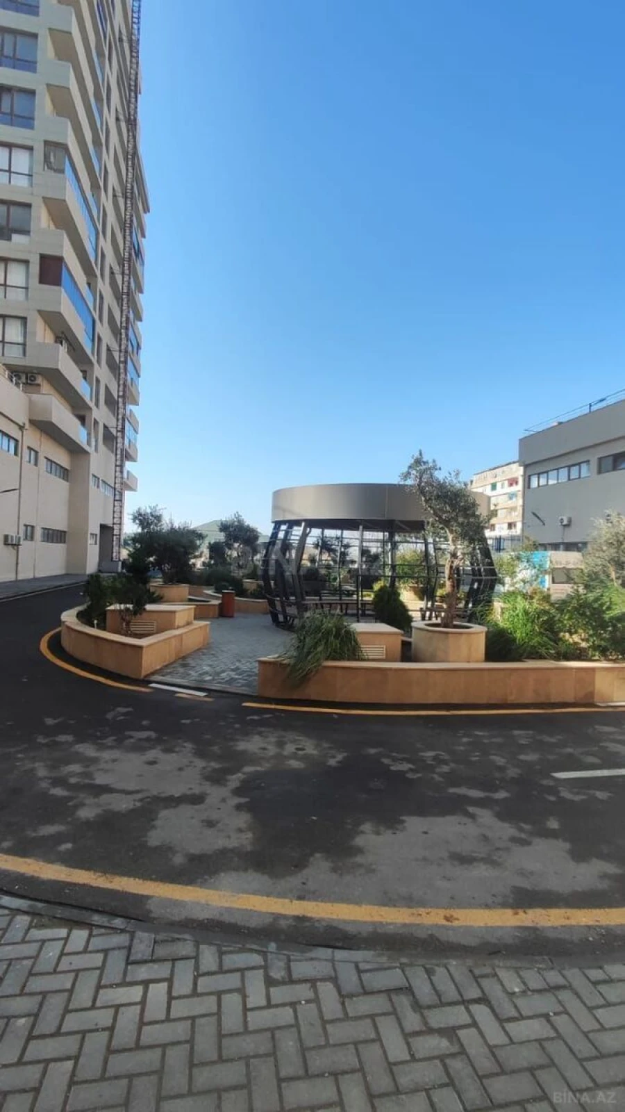 Satılır 2 otaqlı mənzil 85 m²