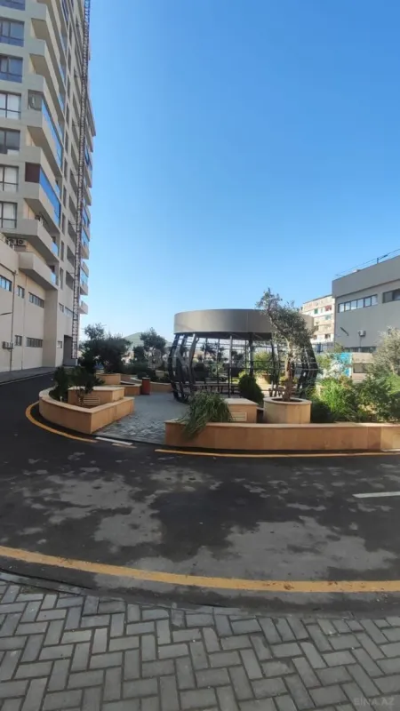 Satılır 2 otaqlı mənzil 85 m²