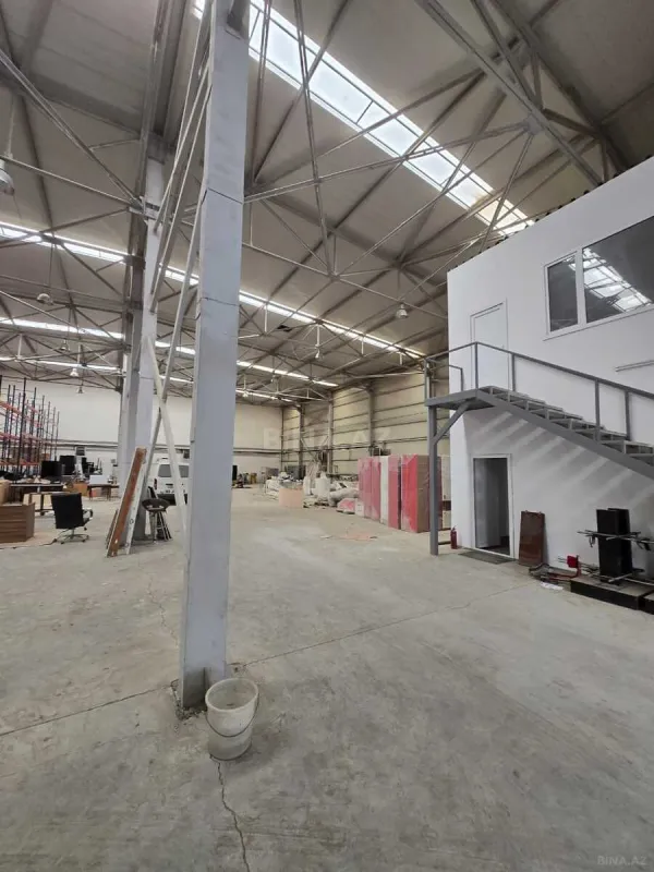 Kirayə verilir obyekt 2000 m²