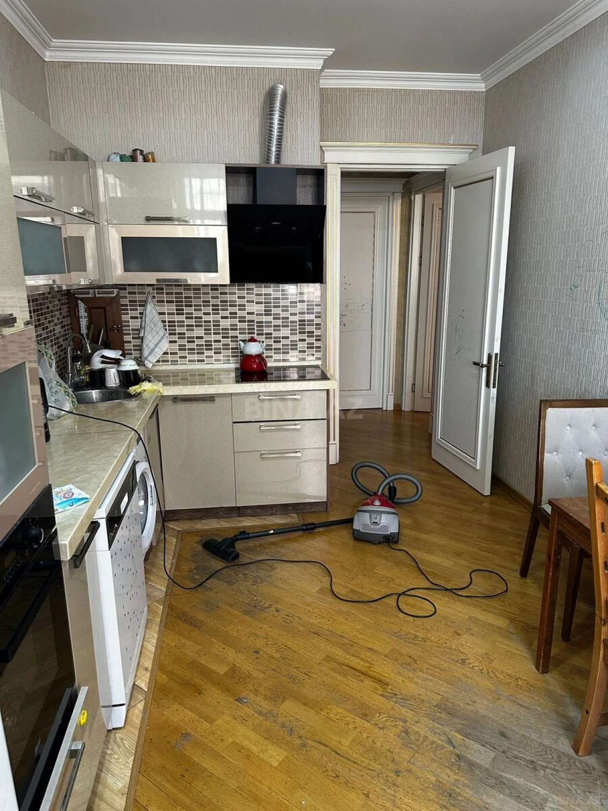 Satılır 3 otaqlı mənzil 106 m²