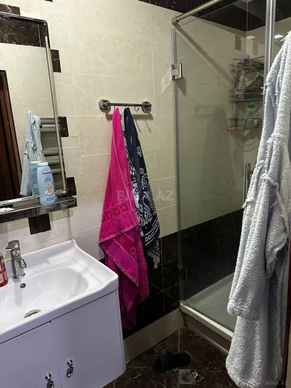 Satılır 3 otaqlı mənzil 106 m²