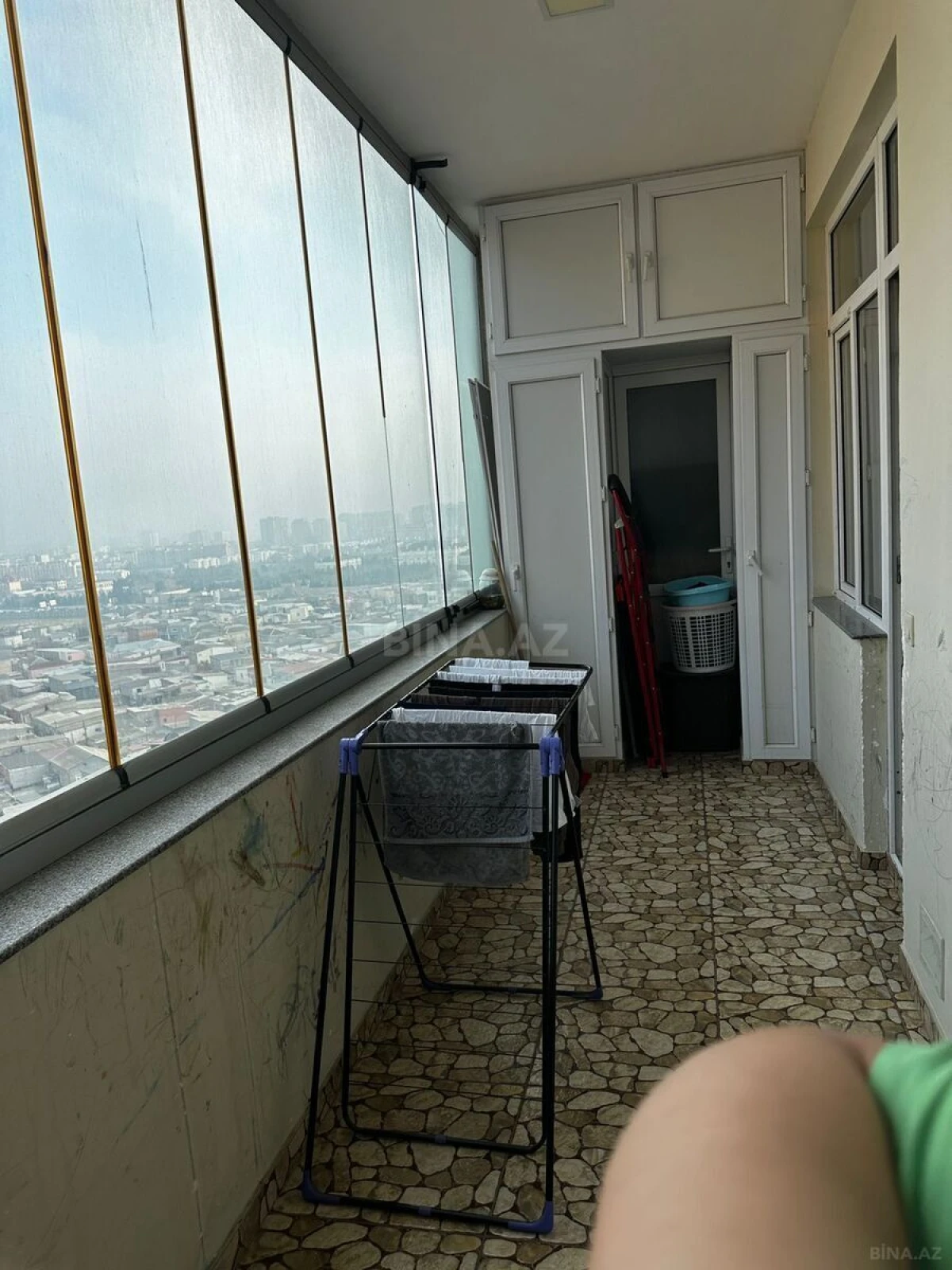 Satılır 3 otaqlı mənzil 106 m²