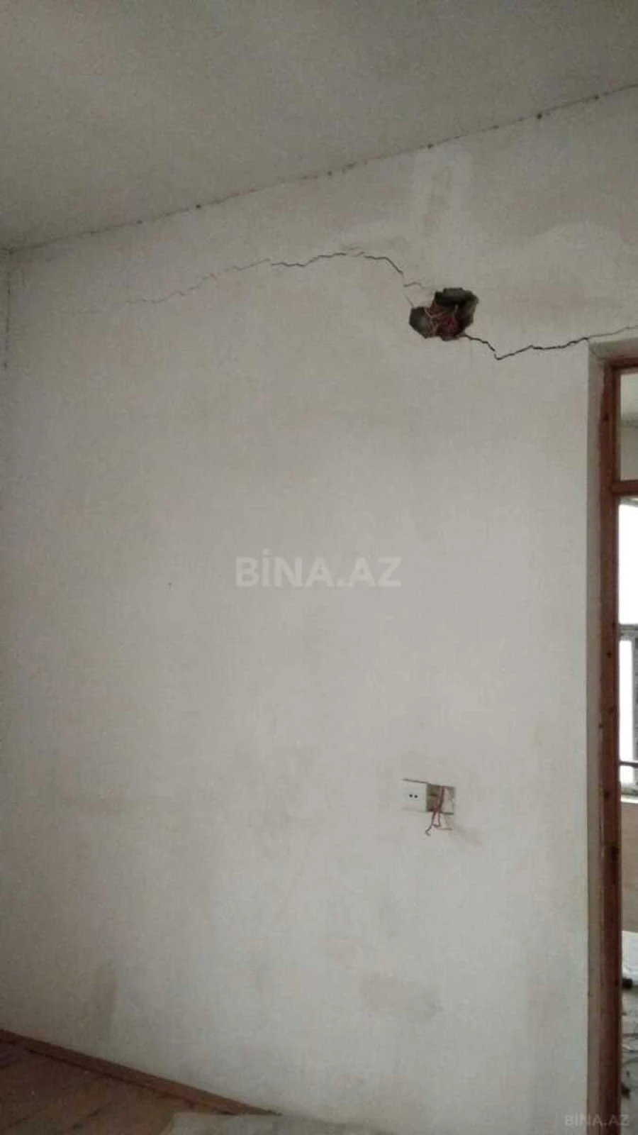 Satılır 4 otaqlı həyət evi 160 m²