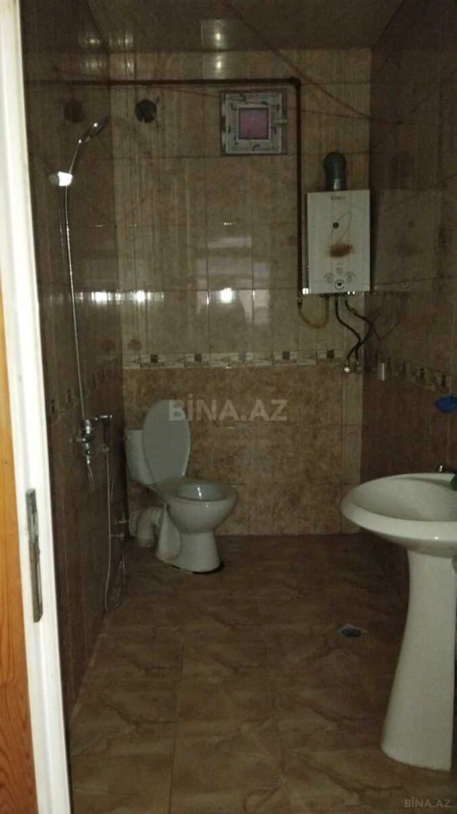 Satılır 4 otaqlı həyət evi 160 m²